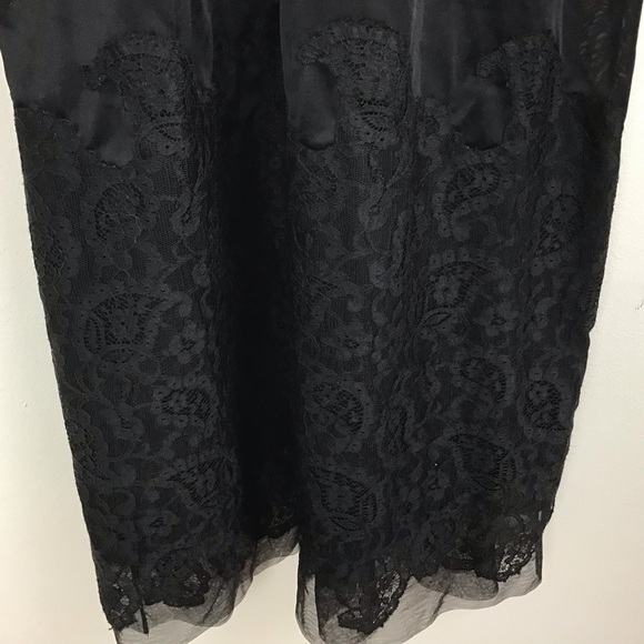 Vanity Fair - Picture 6 of 10